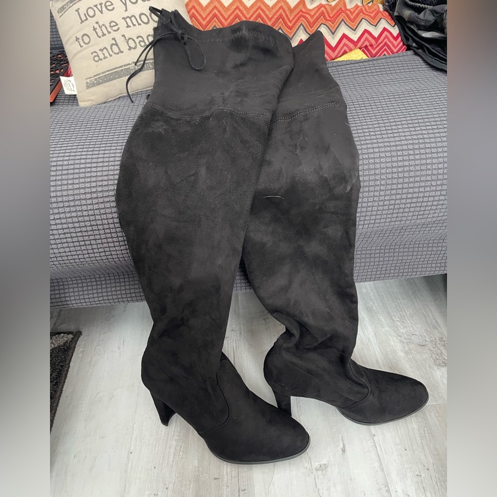 NWOT Thigh High Black Suede Boots
